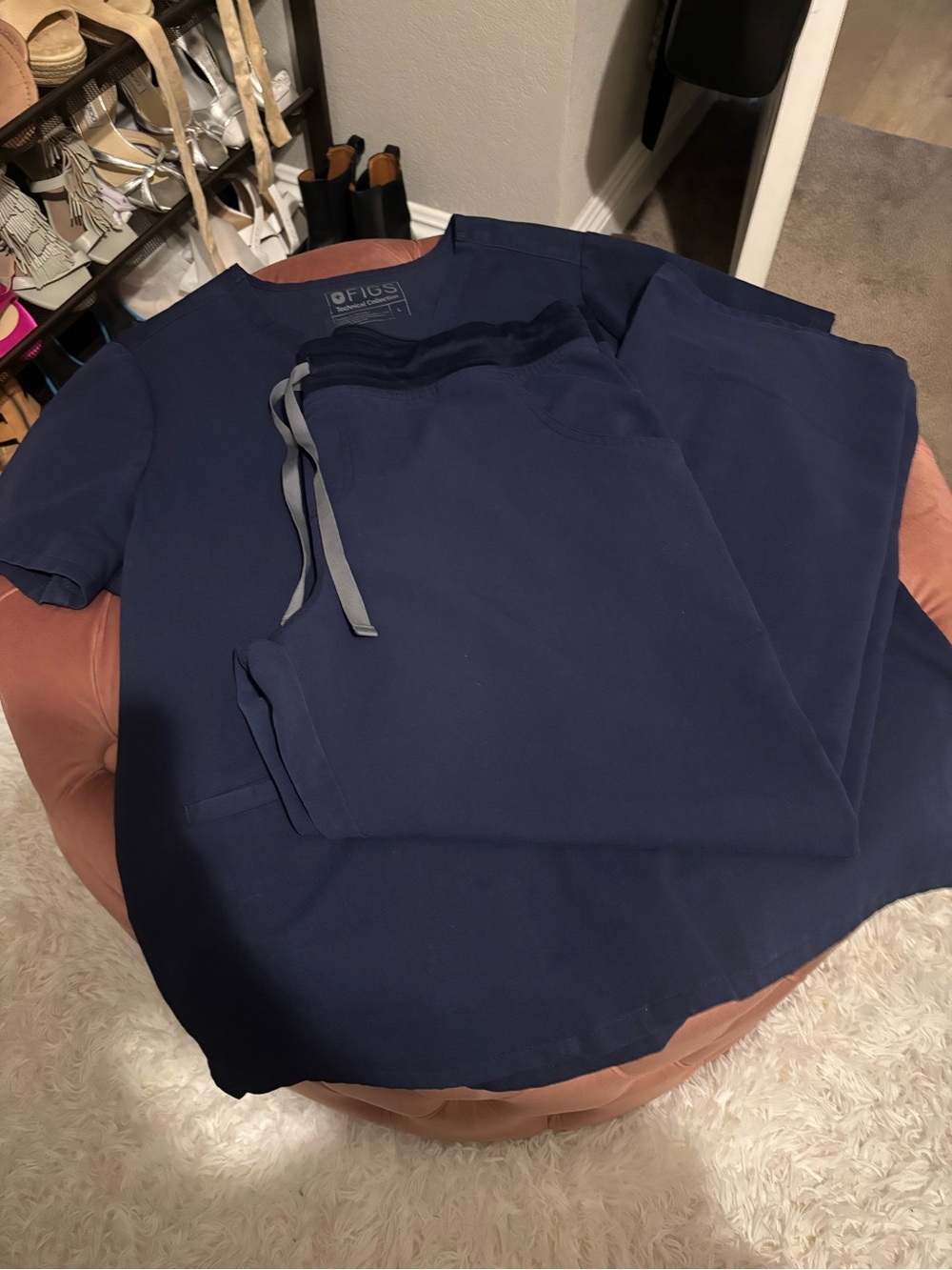FIGS Women’s Navy Blue Scrub Top and Jogger Set